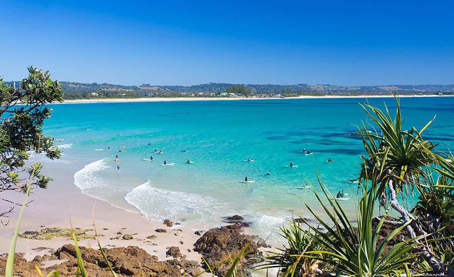 many people are surfing at byron bay