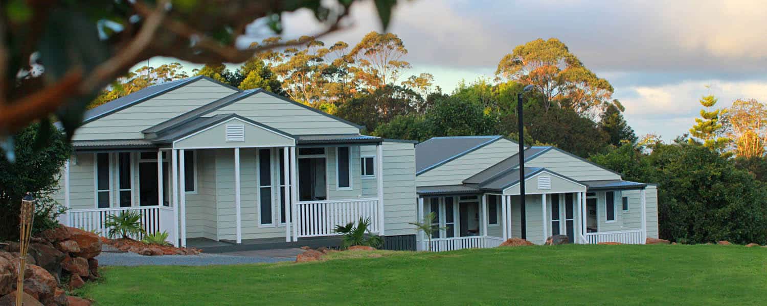 hampton estate wines exterior view